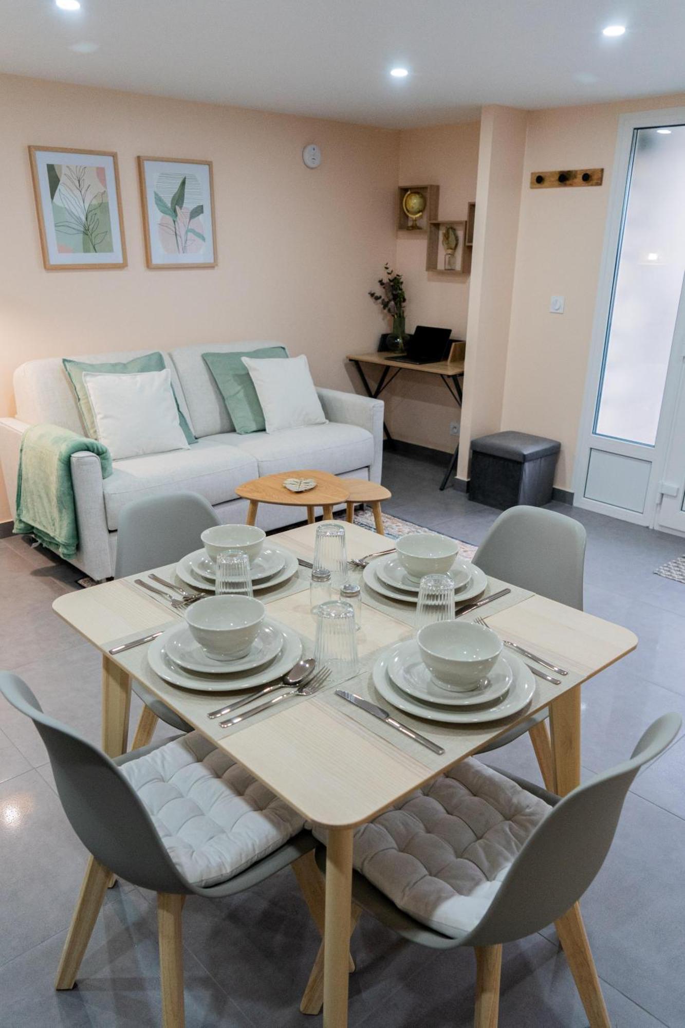 Appartement Cosy Le Lys Vert A 40Mn De Paris Dammarie-lè-Lys Eksteriør bilde